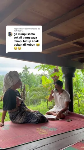 Réponse à @yuni88813 beneran kak gak mau dikebun? Lokasi : The Alam Bungalow Tetebatu 