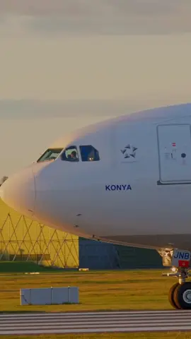 STUNNING Team Türkiye Airbus A330  #aviation #planespotting #a330
