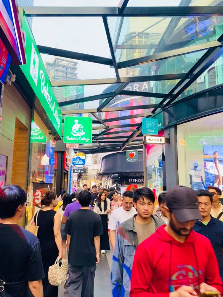 #🇲🇾 #bukitbintang #kualalumpur #malaysia #KL #romanhossainshanto #enjoylife #foryou #traveling #🥰🥰🥰 #typ #hindi @TikTok  @♣️Roman Hossain Shanto ♣️ 