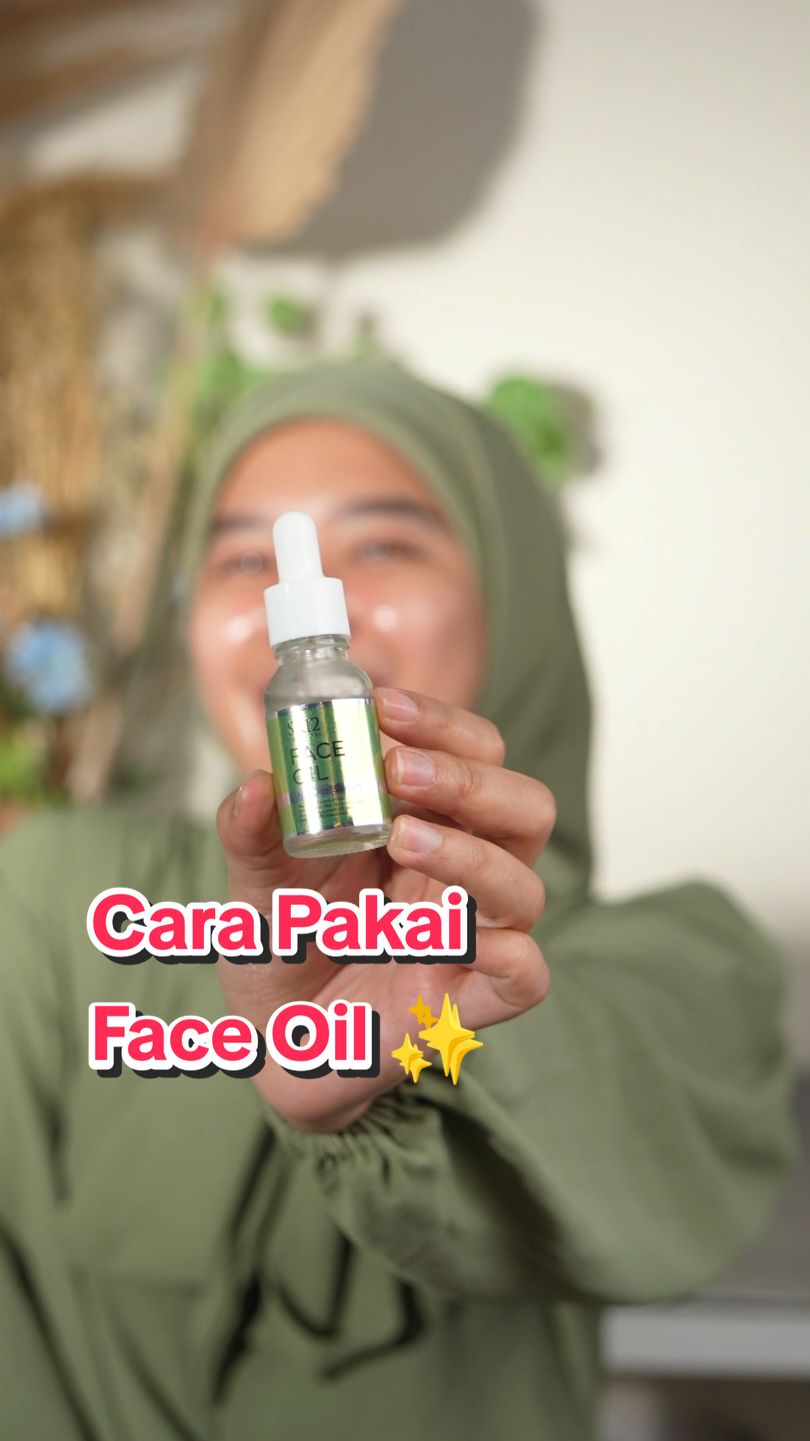 Siapa yang cara pakai Face Oilnya sama kaya yang di video ini? Komen di bawah yuk! FaceOil #SkincareViral