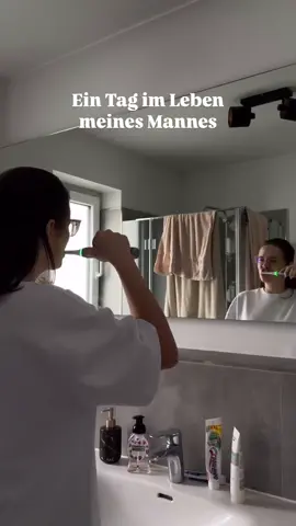 Einen Tag mal so erleben wie @Kobe Mahoni 😂🤭 Und was soll ich sagen? Es war der entspannteste Tag überhaupt! Einfach mal alles stehen und liegen lassen, der pure Luxus😂 Markiere jemanden, der das auch sein könnte🤭 Aber jetzt mal ehrlich, kleiner Spaß beiseite: Kobe unterstützt mich jeden Tag so sehr im Alltag. Egal ob bei der Wäsche, beim Einkaufen oder beim kochen. Ich bin so unendlich dankbar für alles, was du jeden Tag für mich machst. Es ist wirklich nicht selbstverständlich, und ich weiß, wie viel Mühe du dir gibst, um mich zu unterstützen!!🤍 #comedy #beziehung #ehemann