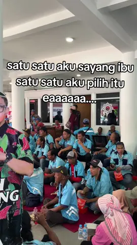 pilih itu  #TG4Surakarta #TeguhPrakosa #BambangNugroho #BambangGage #TeguhBambang #PilkadaSurakarta #PDIPerjuangan #Megawati #Merdeka #Surakarta #KotaSolo #Solo24Jam #FYP