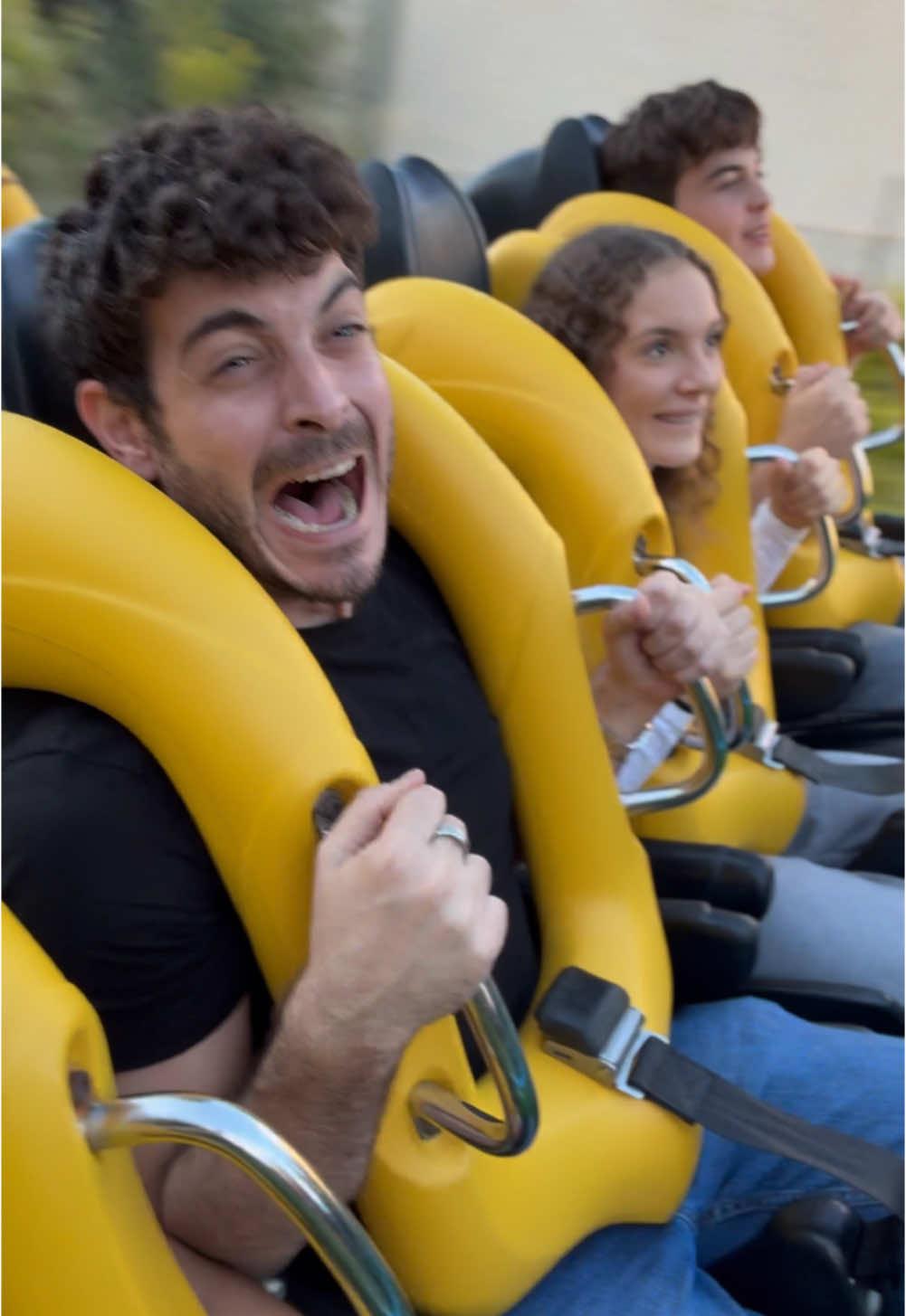 El amigo quejica en un parque de atracciones! 