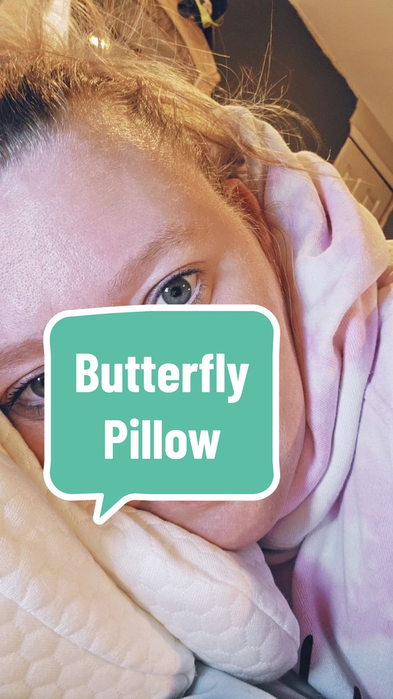 Can I just lay in my bed on this pillow all day? #neckpain #necktension #migrainerelief #pillow #pillowtalk #emircey #sleepwell #butterflypillow 