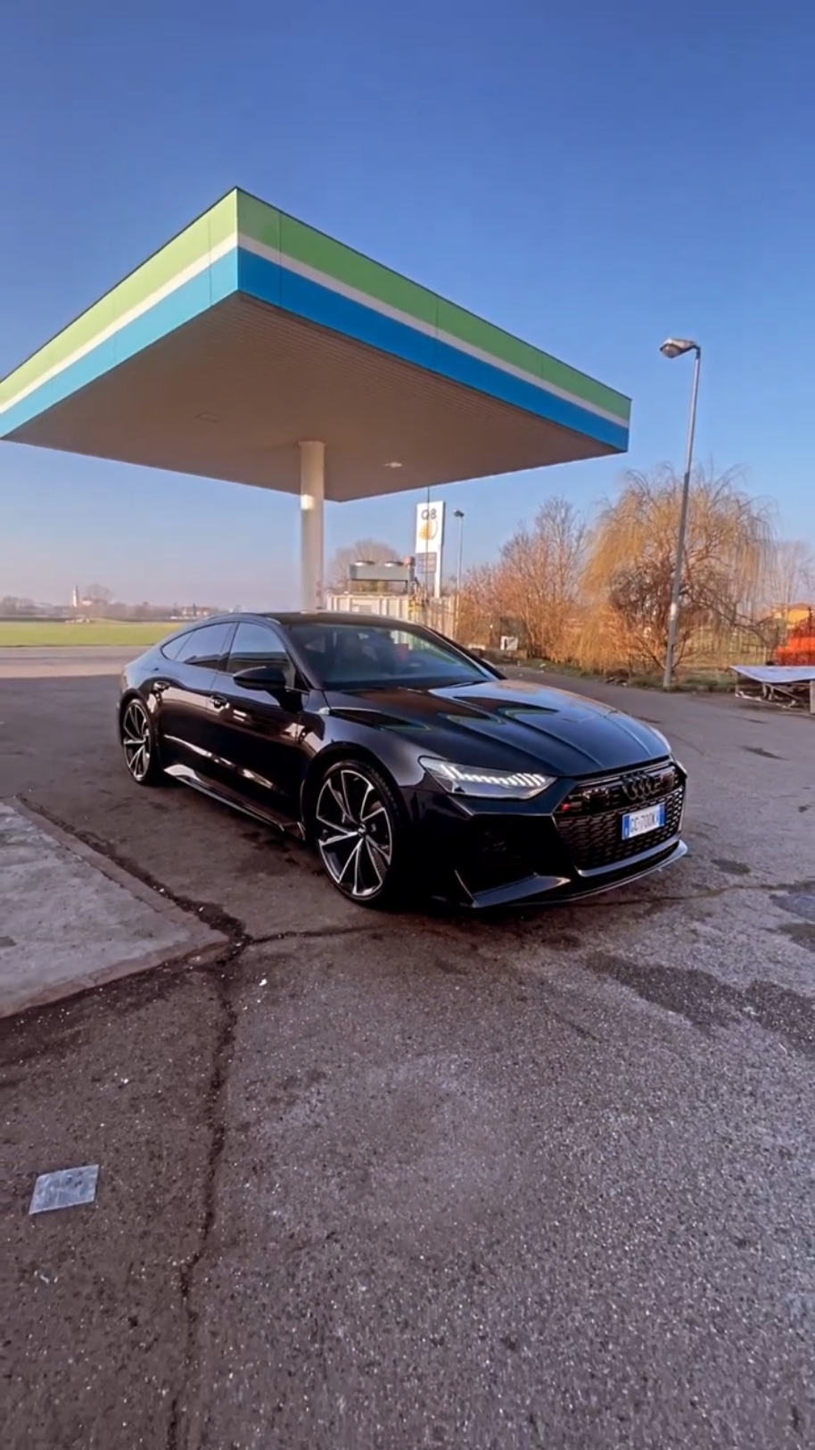 RS7🖤 . . #fulblack #rs7 #audiosparatiktok #monzabrianza #milanoitaly #foryoupage❤️❤️ #foryoupageofficial #fy #viral_video #benimellal #foryo #italia #marocaine🇲🇦 #algeria 