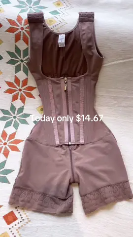 #OOTD #bodysuits#tiktokshopblackfriday #fashiontiktok #fyp #halloween #foryou #fypシ゚viral #hual 