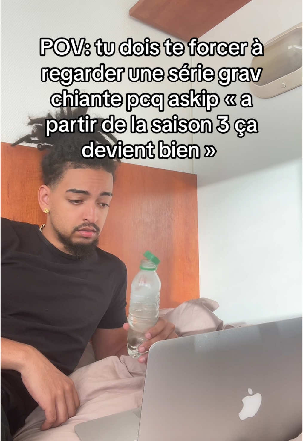 Cherchez pas à savoir y’a quoi dans la bouteille pcq si jvous le disais vous me croiriez pas  #pourtoi #series #humour 