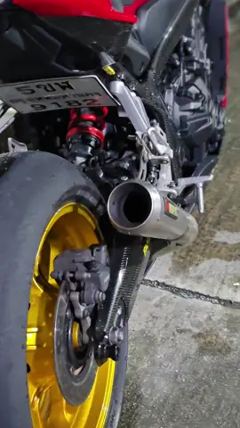 #cbr650rthailand🇹🇭 #cbr650r #ขึ้นฟีดเถอะ #เทรนด์วันนี้ #บิ๊กไบค์ #หัวเกรียน #ยืมลงสตอรี่ได้ 