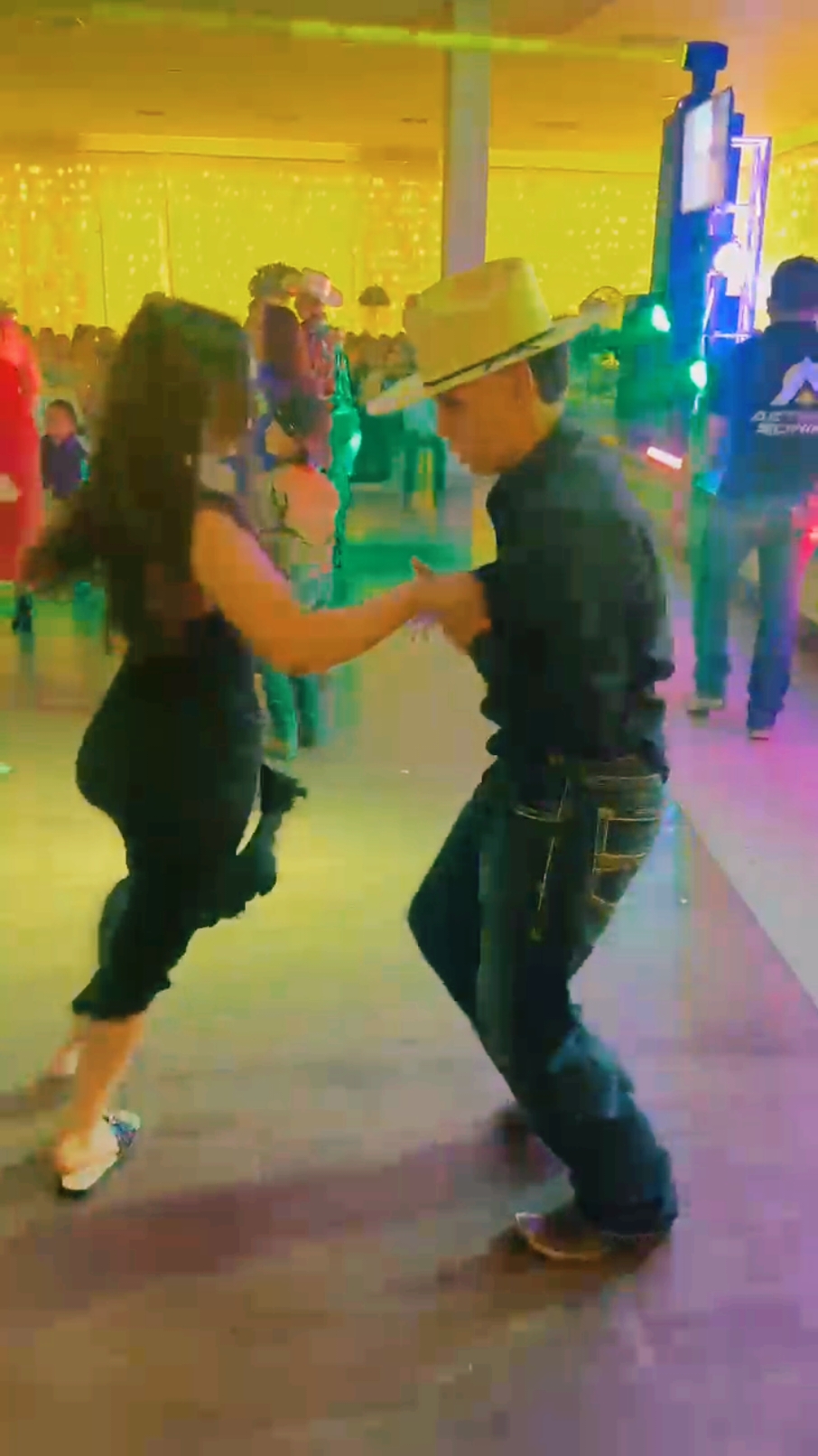 🖤🖤#viral #bailando #fyp #parejas #Cumbia 