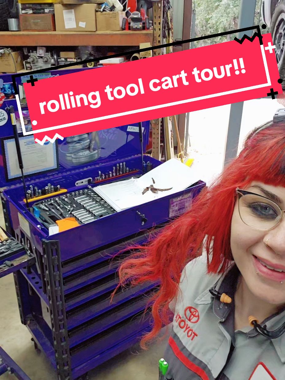 Replying to @radiator.ryan here's a little tour of my Sunex rolling tool cart!! #tools #toolbox #toolboxtour #shoptour #toolcollection #femalemechanic #fayehadley 