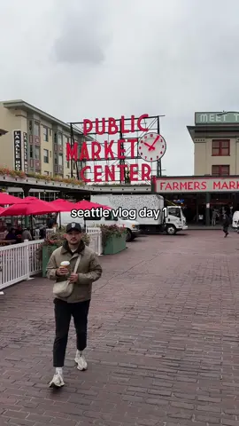 Seattle day 1 for the @Kehlani concert | Started the day at Pike Place Market and went to The Crumpet Shop, Mee Sum Pastry (for pork buns) and Beecher’s (for mac and cheese 🤤). Walked over to the Gum Wall and around the waterfront park. Tried going to the Amazon Spheres but didnt have a reservation lol. Decided to go to the Starbucks Reserve Roastery to try the espresso martini flight. Highly recommend if you havent been to a Starbucks Reserve.  Grabbed slice pizza at Big Marios. Before going to Kehlani, I napped for a couple hours and went to dinner at Ooink for ramen 🍜 Breakfast food at Beth’s cafe to end the night (10/10) #seattle #seattletiktok #seattlewashington #seattlefood #seattlefoodie #seattlewa #travel #traveltiktok #travelvlog #WeekendVibes #kehlani #crashtour #fyp Things to do in Seattle