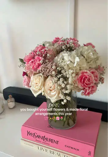 i love buying myself flowers as a way to practice self love 🎀💐🥹 big shoutout to trader joe’s for providing pretty flowers to make arrangements with #selflove #flowerarrangement #floralarrangements #traderjoesflowers 