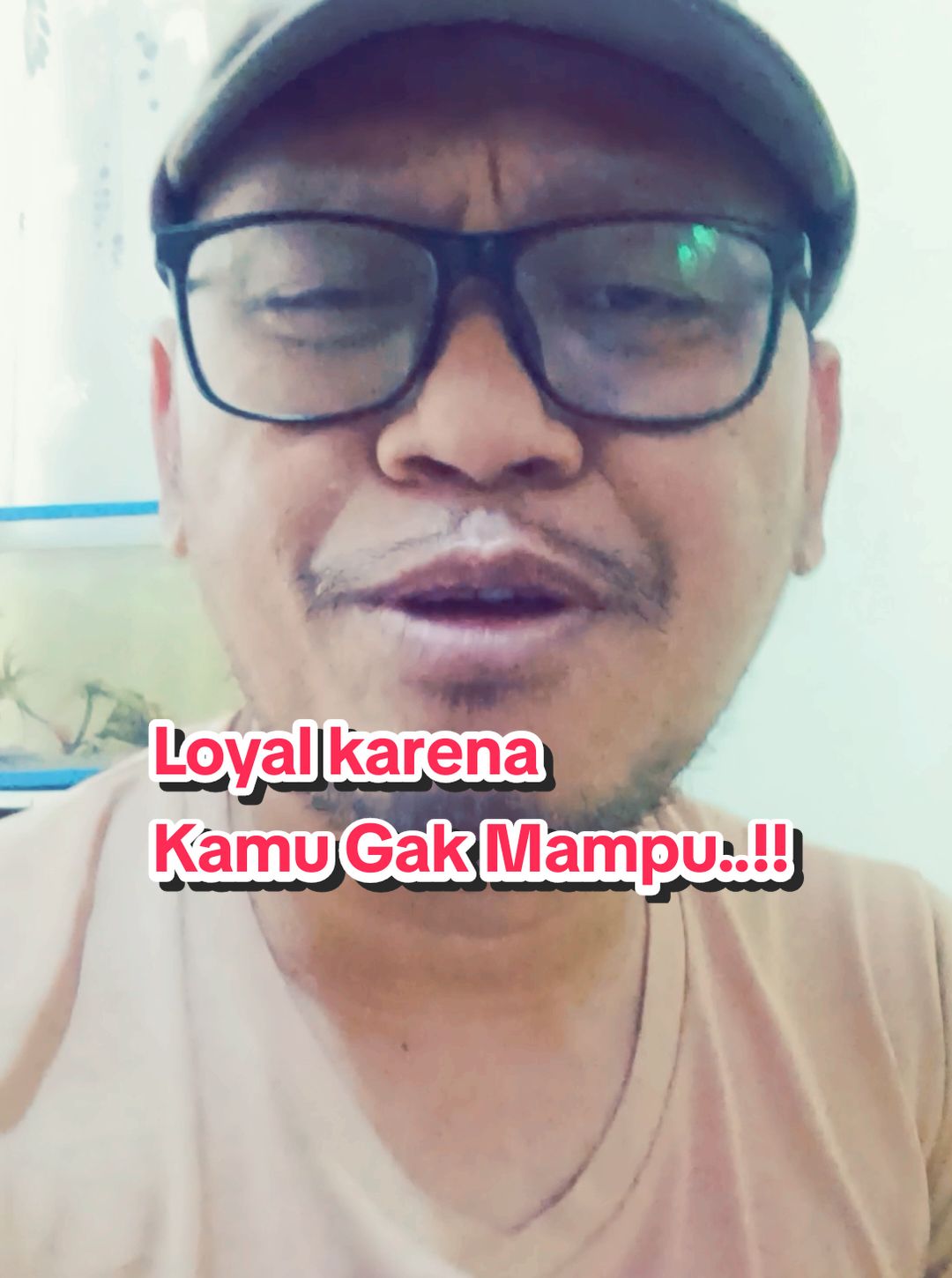 masih muda, cari karir yang tinggi, jgn kamu berada dibalik kata loyalitas padahal sebenarnya karena kamu gak mampu dan gak punya kompetensi. #skills #experience #kerja #hr #hrd #fyp #motivator #motivasi #nilai #loyal #mampu #karir #motivasihidup 