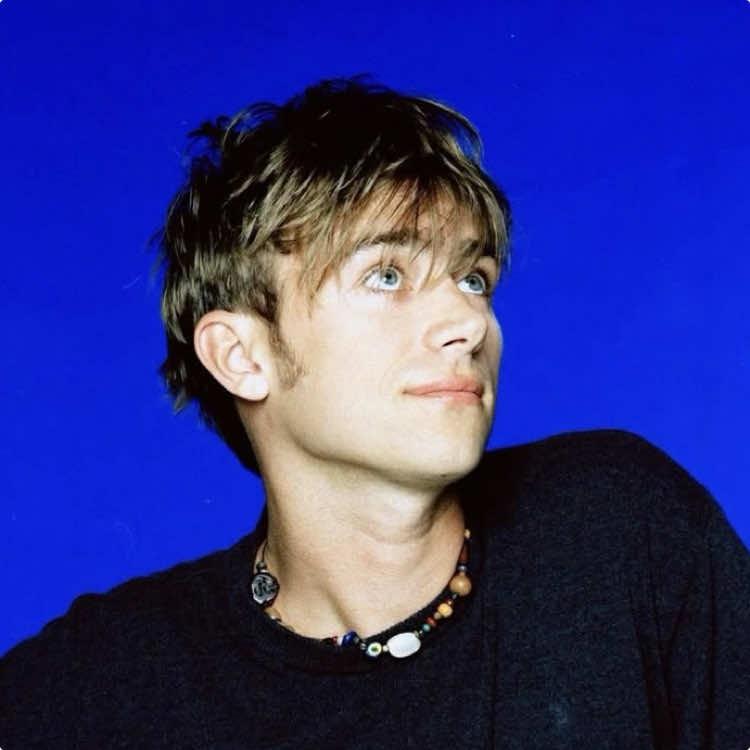 I’m obsessed with him lately #damonalbarn #blur #fyp #gorillaz 