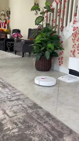 dreame D10 Plus Robot Vacuum and Mop with Self-Emptying Base for 45 Days of Cleaning, Robotic Vacuum with 4000 Pa Suction and LiDAR Navigation, Compatible with Alexa, WIFI connected 👌👍#foryou #tiktokshop #dreamed10plus #robotvacuumandmopcombo 