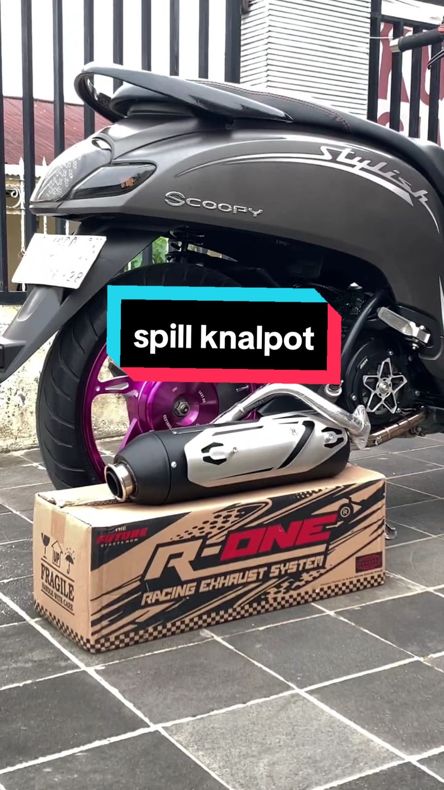 Membalas @zukajikaari_  looknya kece, suaranya adem pooll 🔥🔥 @Scoopjo_  #knalpotstandar #knalpotscoopy #knalpot #knalpotroneracing #rone #vndsixstarv2 #scoopymodifikasi #scoopyabuabu 