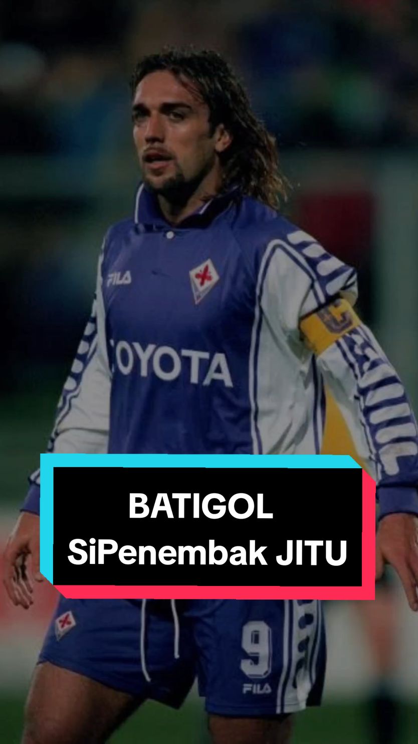 Grabiel Omar Batistuta SiPenembak Jitu dari Argentina...  anak era 90an pasti Gak asing sama Pemain ini...  #olahraga #seputarbola #football #footballskills #batistuta #argentina #fiorentina #infobola 