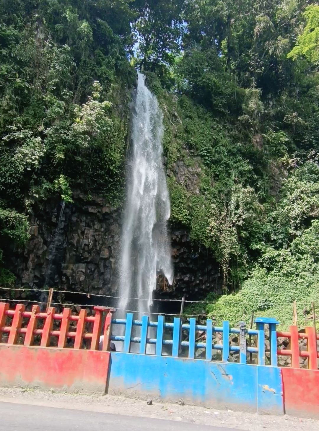 pesona air terjun#lembahanai #tanahdatar #kayutanam #bukittinggi #padangpanjang #sumaterabarat #fypminang 