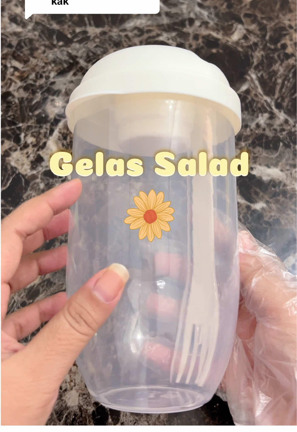 Membalas @Imaastik24 bisa dibawa kemana2 juga ini gelas saladbya praktis banget #gelassalad #salad #healthyfood #saladrecipe 