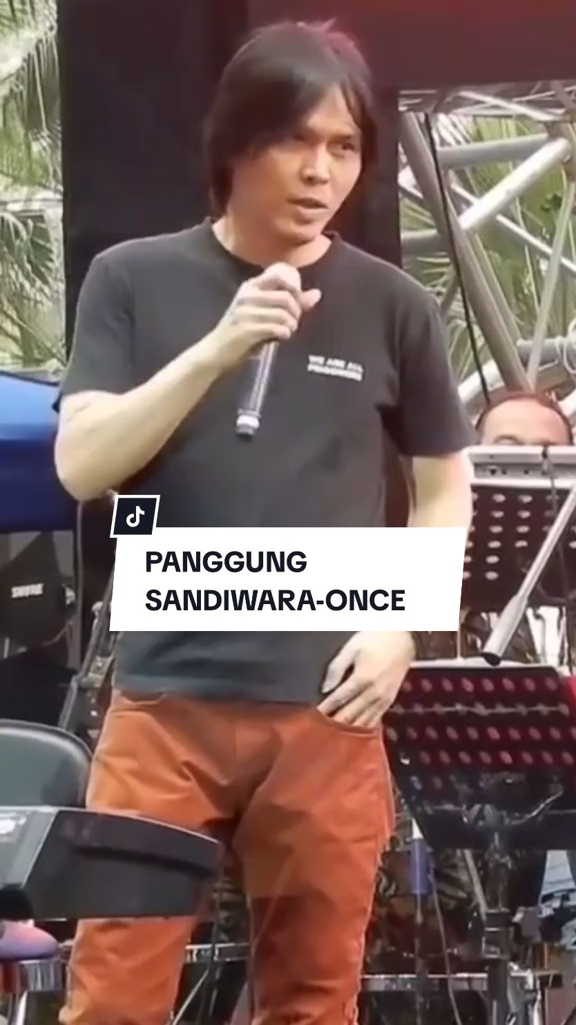 MAKNA LIRIKNYA KEREN BANGET #panggungsandiwara #godbless #once #oncemekelofficial #musiktiktok #musikviral #fypシ #fypシ゚viral #fyp #musiklawas #musikindonesia #music #liriklagu #lirik #oncemekel