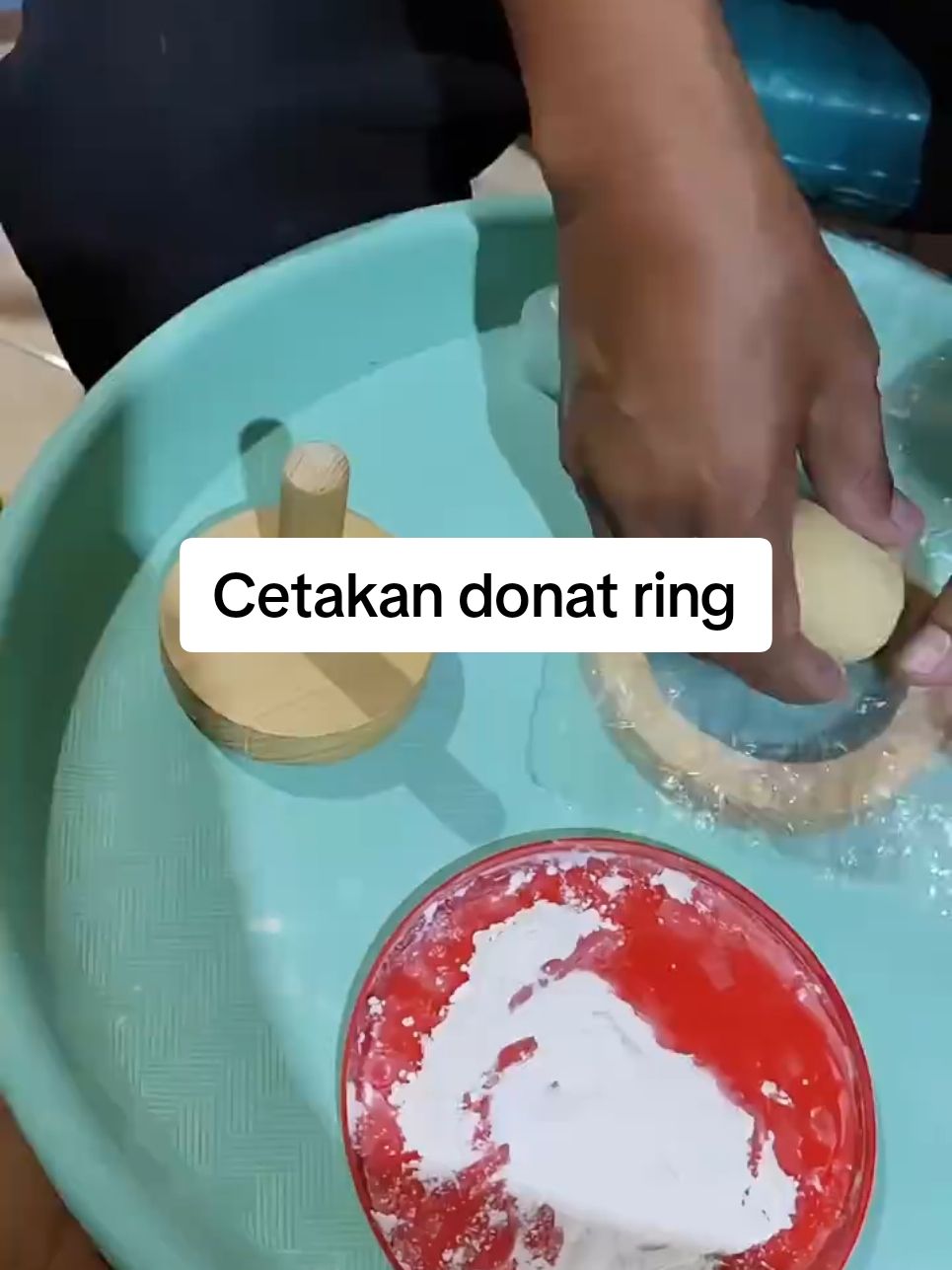 Cetakan donat ring Klik link di bio no 548 untuk beli produk dengan diskon #cetakandonat #cetakandonatkayu #cetakandonatring #cetakandonatviral #SpillRacunShopee #RacunShopee #RacunShopeeCheck #GratisOngkirRP0 #diskon50persen #tiktokmademebuyit 