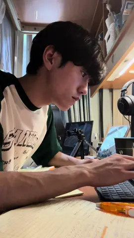 Study for midterm  #fyp #日常 #日常生活 #生活 #dailylife #學生 #studentlife #大學生活 #大學 #studytok #study #studyvlog #studymotivation #Vlog #school #studywithme 
