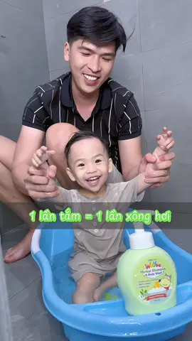 Tắm Gội Thảo Dược Wolfoo Baby này là được, 1 lần tắm là như 1  lần bé được xông hơi giải cảm #bellhome #bottamchongcamwolfoo #tamgoithaoduocwolfoo#tayrotfamily #giadinhtayrot #nuoicon#chamcon #cungconlonmoingay 