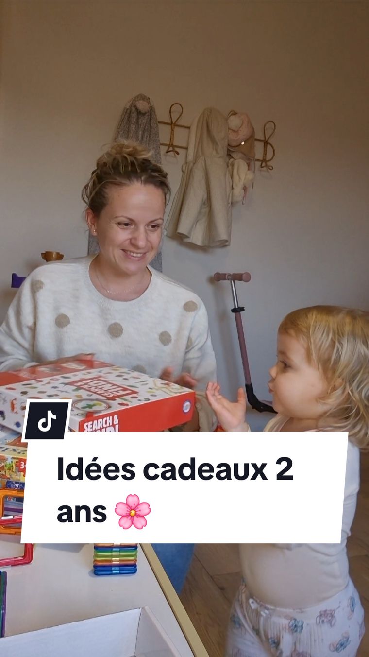 Idées cadeaux d'anniversaire ou Noël de vos petits chats 🎁 Partie 1  #baby2022 #2ans #merefille #mumsoftiktok #mum #baby #famille 