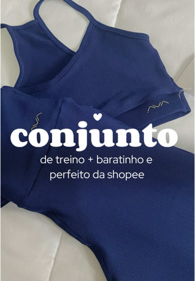 Comprei um conjuntinho perfeito e baratinho pra trejnar na shopee 🤍  Deixe um comentário que te mando o link por mensagem, ou pesquise pelo ID: AGR-FFK-MKM na barra de pesquisa da shopee usando os tracinhos ou voce tb pode encontrar no meu insta: @achadinhosnogeral_ no link da bio e salvo nos destaques  #shopee #comprinhas #look #lookdetreino #academia #conjunto 