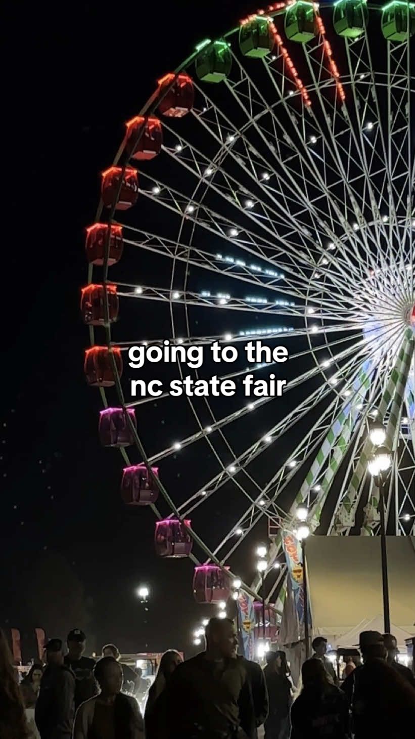 the fair is truly one of my favorite parts about living here 🥹🎡 #raleigh #ncstatefair #donuts #Vlog #fyp #northcarolina #rdu 