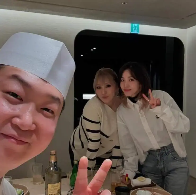 Chaera boat go have dinner together #dara #sandarapark #CL #myqueencl #leechaerincl #CHAELINCL#CL #myqueencl  #verycherry #girlcl #이채린 #씨엘 #tiktok #rappercl #kpop #Solo #verycherry26291 #mygirl #fyp #leechaerincl #2NE1 