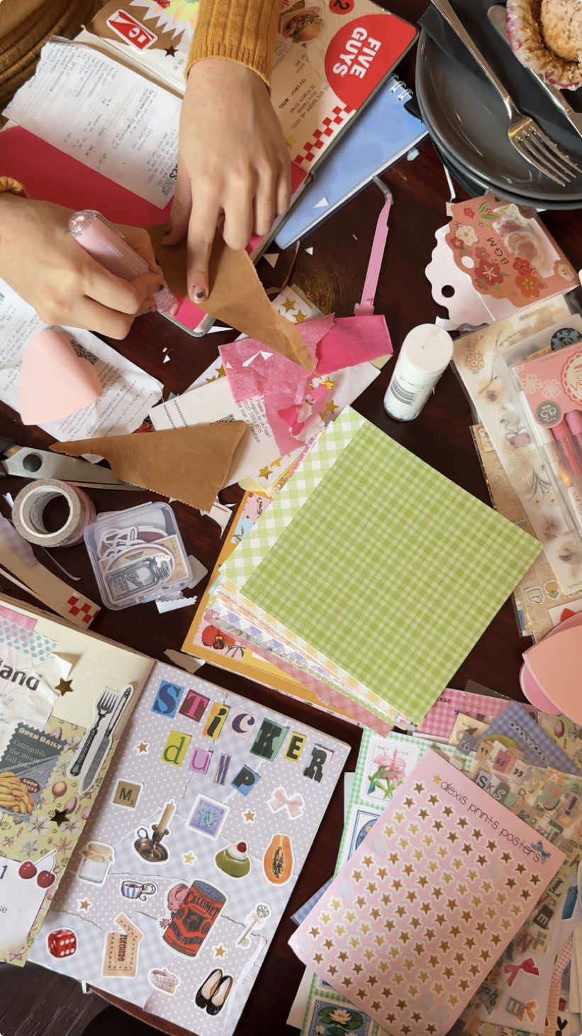 journal girl hangout!!  meeting faith and lua to journal together was genuinely so heartwarming and i cant wait to do this again 💘 thanks to @bellaoggioni for making the journal club post on ig b/c we wouldnt have found each other if not 🫶🏼 #journal #scrapbooking #junkjournal #journaling #journalideas #fyp #creative #scrapbook #junkjournaling #girltherapy 