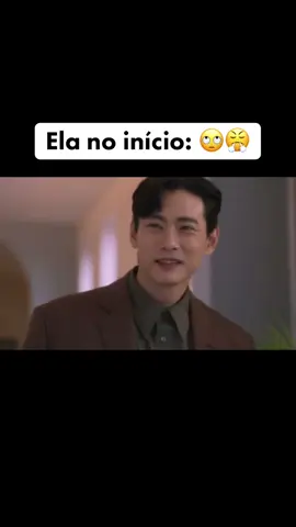 Ela toda apaixonada kkkk.                    #doramascoreanos #dorameira #kdramaedit #lovetohateyou #kdramarecommendation  @minutodorama_ 