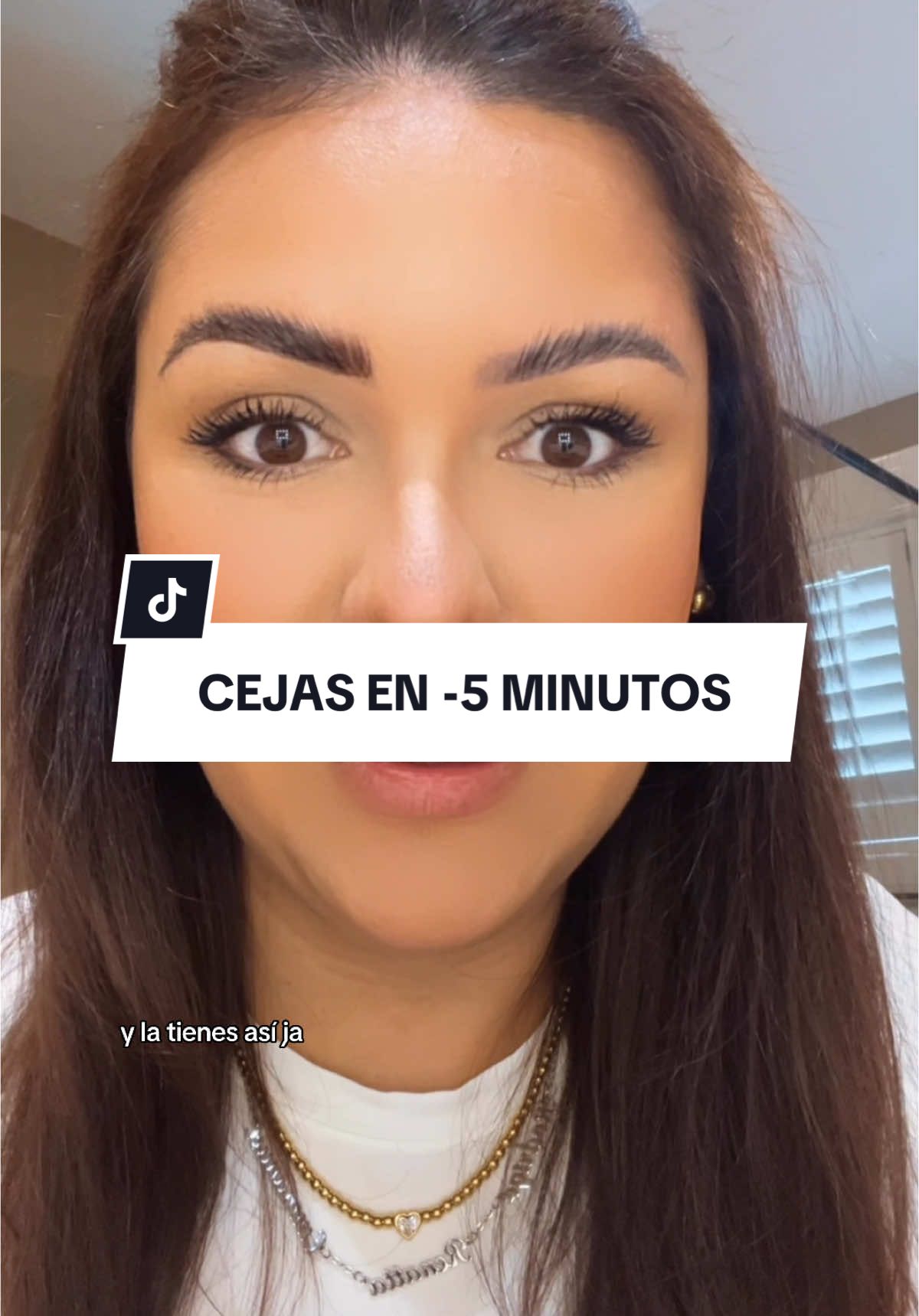 Logré estas cejas sin bello con solo 2 productos y lo mejor EN MENOS DE 5 MINUTOSSSS 🥳🤩🤗🎉 Yo ya me ordene 5 porque no quiero que me falte nuncaaaa!!!! 🏃🏻‍♀️CORRELE CHICUELA Y LLEVATE EL TUYO ⤵️ aqui te dejo el link ⤵️ #eyebrows #eyebrowtutorial #eyebrowshaping #cejas #cejastutorial #browpencil #makeup #makeuptutorial #spookybeauty #creatorsearchsights #fyp #fypシ #paratiiiiiiiiiiiiiiiiiiiiiiiiiiiiiii 