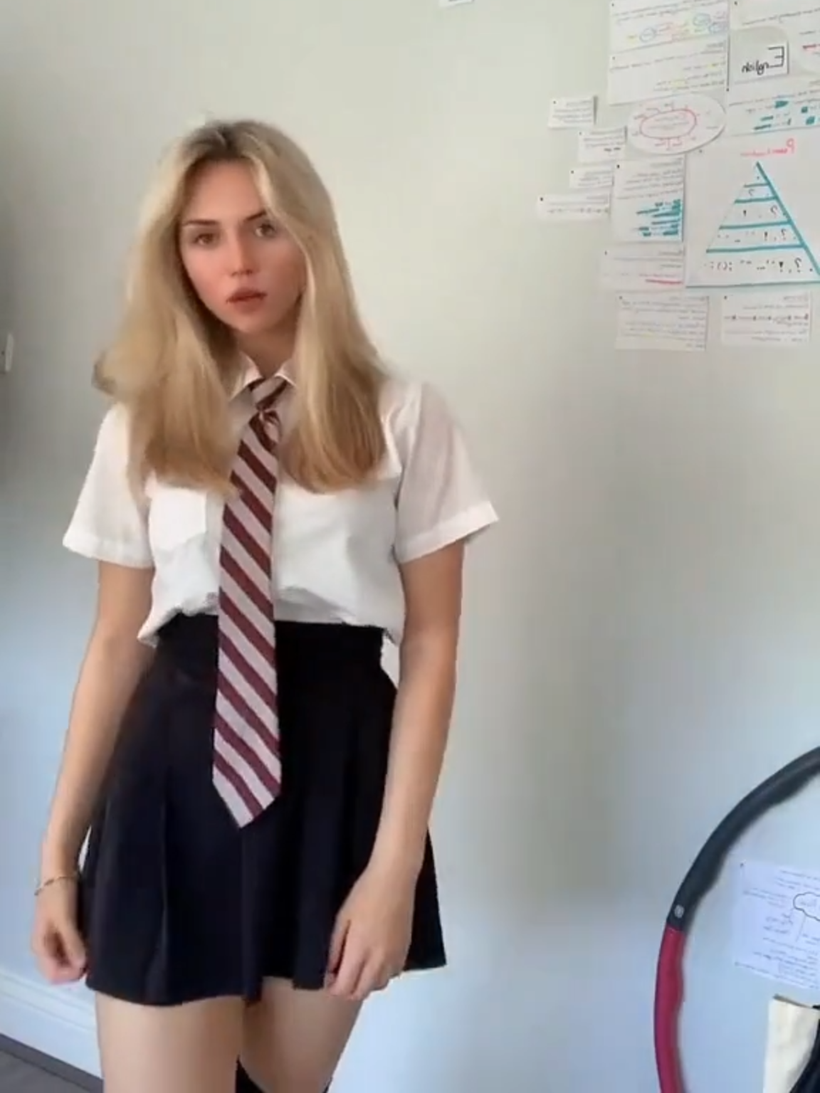follow Els at @lchassell#schooluniform#kneehighsocks#thighhighs #for#fyp#elsie#uktiktok #PrettyGirlsTikTok #prettywhitegirls #schooltiktoks #britishgirls #britishgirl#prettygirl #prettygirls #britishschooluniform#ElsieHassellUniform