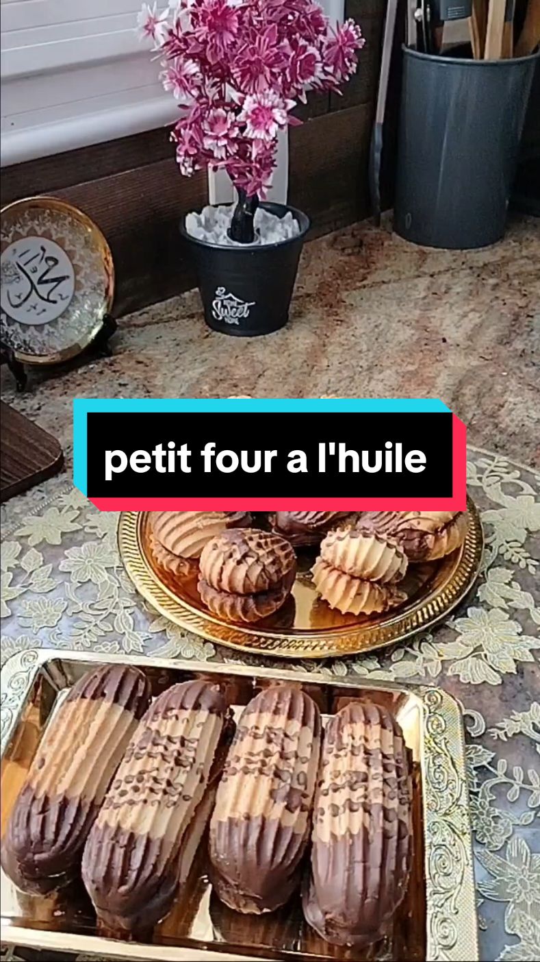 les petits _fours #petit  #four #gateau #sablé #cuisine #les #saveurs #de #kari 