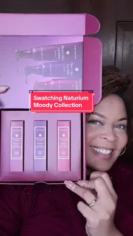 💄 Let’s set the mood with @Naturium Moody Collection Available in 3 shade, Ruby, Crimson and Midnight. Buy them individually for $10 or the set for $25.50 Save 15% on your regular price purchases from Naturium code NICOLES15. Products were gifted. #naturiumpartner #naturium #SustainableBeauty #lipbalm #lipcare