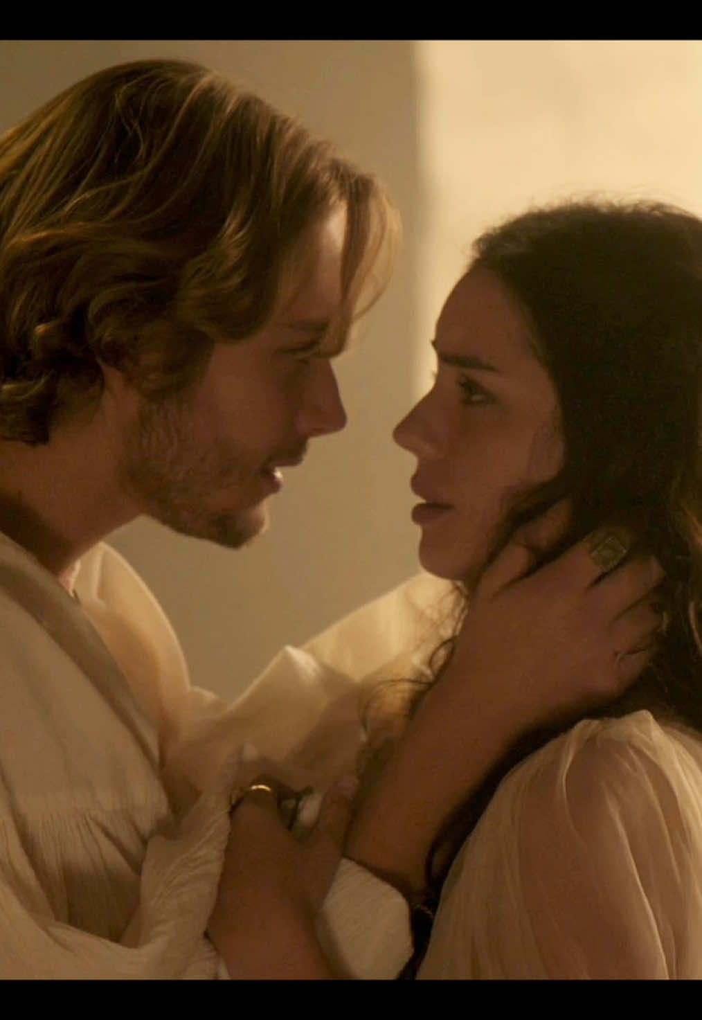 That’ll leave a girl speechless.  #Reign #TobyRegbo #AdelaideKane #PrimeVideo #ReignPV #OnPrimeNow