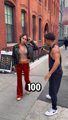 Can she do pushups for a smoothie?  @Bossonova @Fuel_Fever 