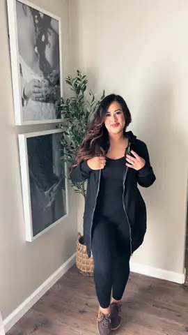 Long hooded sweater 😍 #sweater #sweaterweather #sweaterstyle #longsweater #falloutfits #fall #FallDealsForYou #tiktokshopblackfriday #tiktokshopcybermonday 