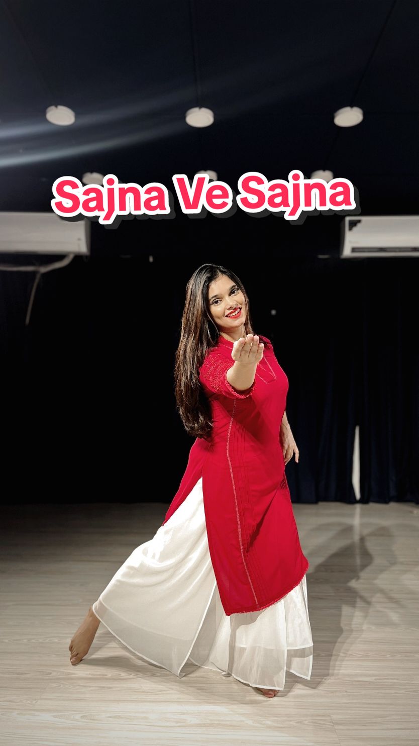 Sajna Ve Sajna || Shreya || Dhaka Dance Company ||  #sajnavesajna #tiktokbd🇧🇩 #viral #fyp #fy #foryou #trending #trendingtiktok #unfrezzmyaccount 