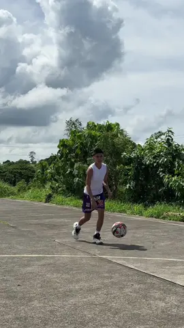 Comfortable talaga gamitin! Proven and tested ng ating mga idol @kalye_irving1 @maxelle99 🏀 #basketball🏀 #swisshnationclothing #meshshorts #NBA #nbaplayoffs #highquality #fypシ #tiktokviral