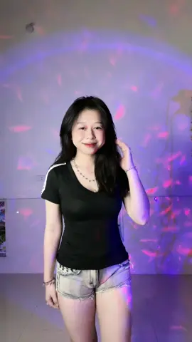 vì quay vd này mà bể đthoai :))))) 
