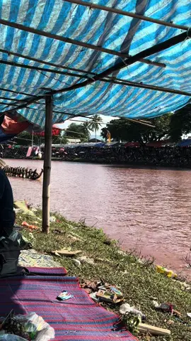 ເຮືອບ້ານໃດນໍ້ນິ🚣🏻#ບຸນຊ່ວງເຮືອໄຊຍະບູລີ 