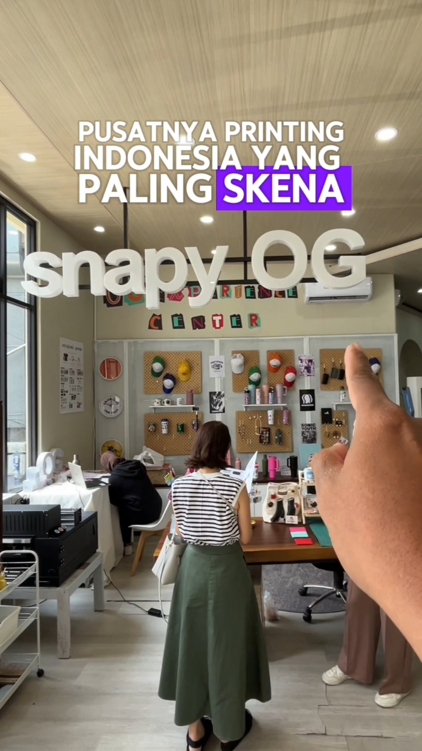 ini nih tempat RECOMMENDED cetak printing paling SKENA DI JAKSEL bahkan SeINDONESIA RAYA!!! @snapyofficial  ib : @raihanpffff  #snapysnapchallenge #makesnapybetter #cetak #print #fyp #foryou #foryoupage 