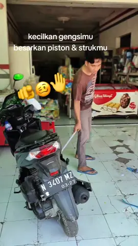 🫵🤣 #tigergank #herex #herexjatim #tigergank🤙 #tigerw9 #tigerw9stayle #w9 #w9style #300cc #masukberanda #4u #fyp @Rega @Hendro Sugiatro @firman_bagas03 @fthurrosi_ 