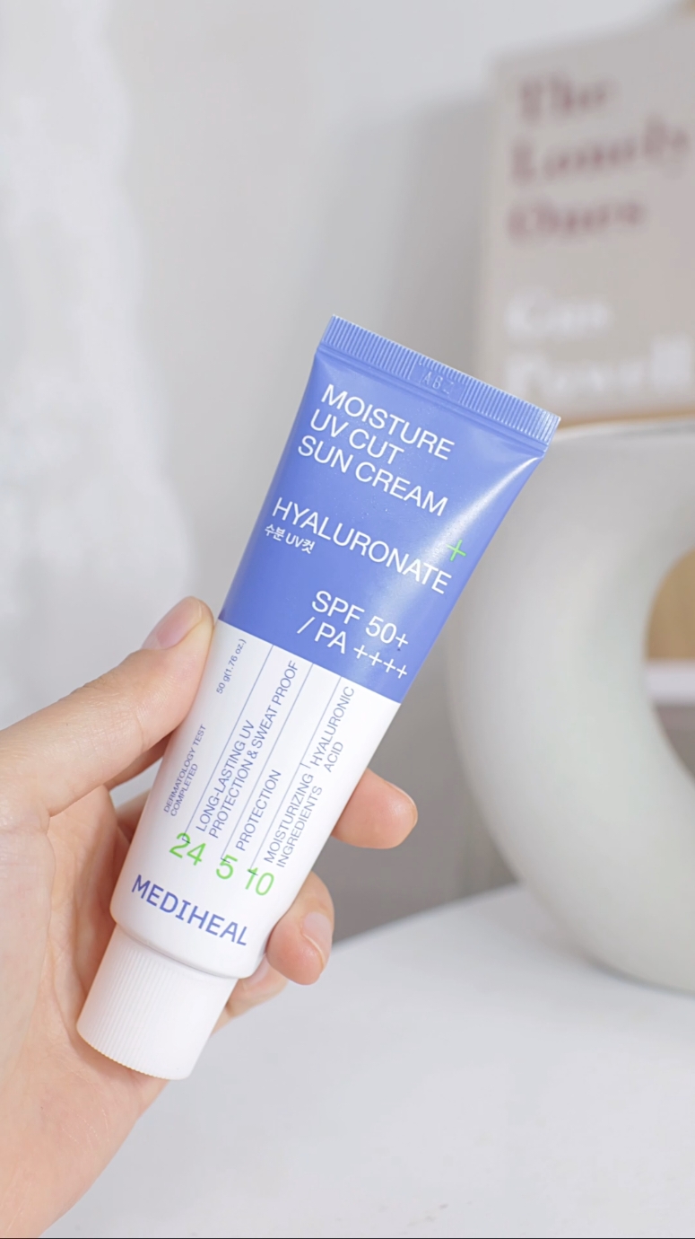 Long-lasting, non-greasy, and sweat-proof! Mediheal’s Moisture UV Cut Sun Cream is a game-changer for everyday protection. 🛡✨ #TikTokShopPH1111 #Mediheal #Medihealph #GlowUp #SunProtection #skincare #skincareroutine #skincaretips #GlowUpWithMediheal #SkinCare101