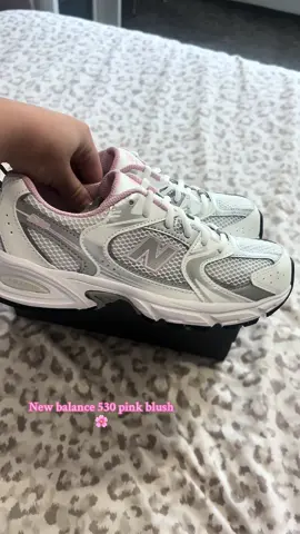 So girly 🩷 #fypage #shoes #newbalance530 #girls #trend #fyp 