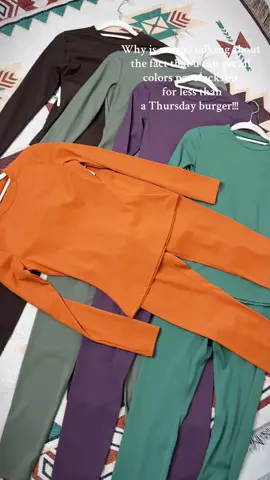 Nice quality with low price!!#tracksuit #longsleeve #yogaleggings #USA #sportswear #yoga #gymwear #womenswear #blackfriday #spotlightfinds #tiktokmademebuyit #tiktokshopblackfriday #tiktokshopcybermonday 