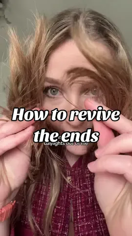 How to revive the ends of your hair. I love using oils but Im also scared Im going to use them wrong. Help a girl out. #hairoil #gurunanda #gurunandaproducts #hairtips #ashtested #lifeskills #TikTokShopNewArrivals #tiktokshopblackfriday #holidaygifts @GuruNanda LLC 